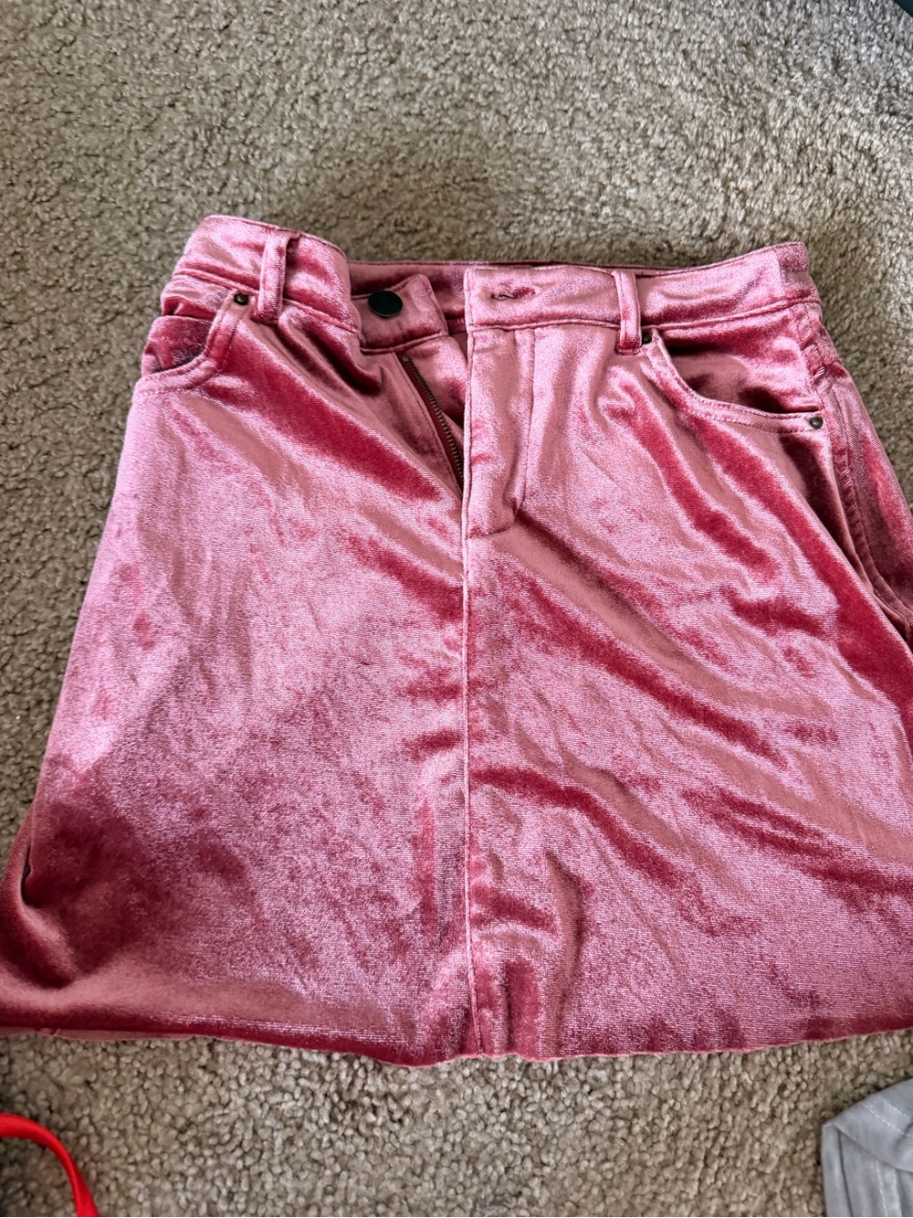 Forever 21 Pink Velvet Mini Skirt